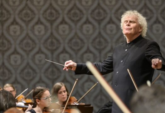 Tři programy plné hudby. Rezident České filharmonie Simon Rattle preferuje dlouhodobé vztahy